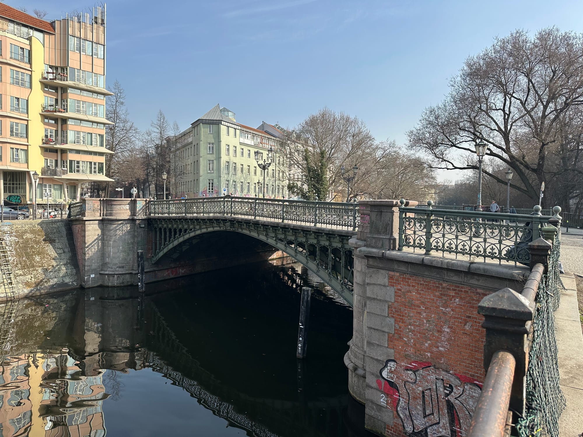 One more round: New law to extend Berlin's outdoor drinking hours