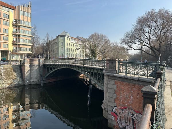 One more round: New law to extend Berlin's outdoor drinking hours
